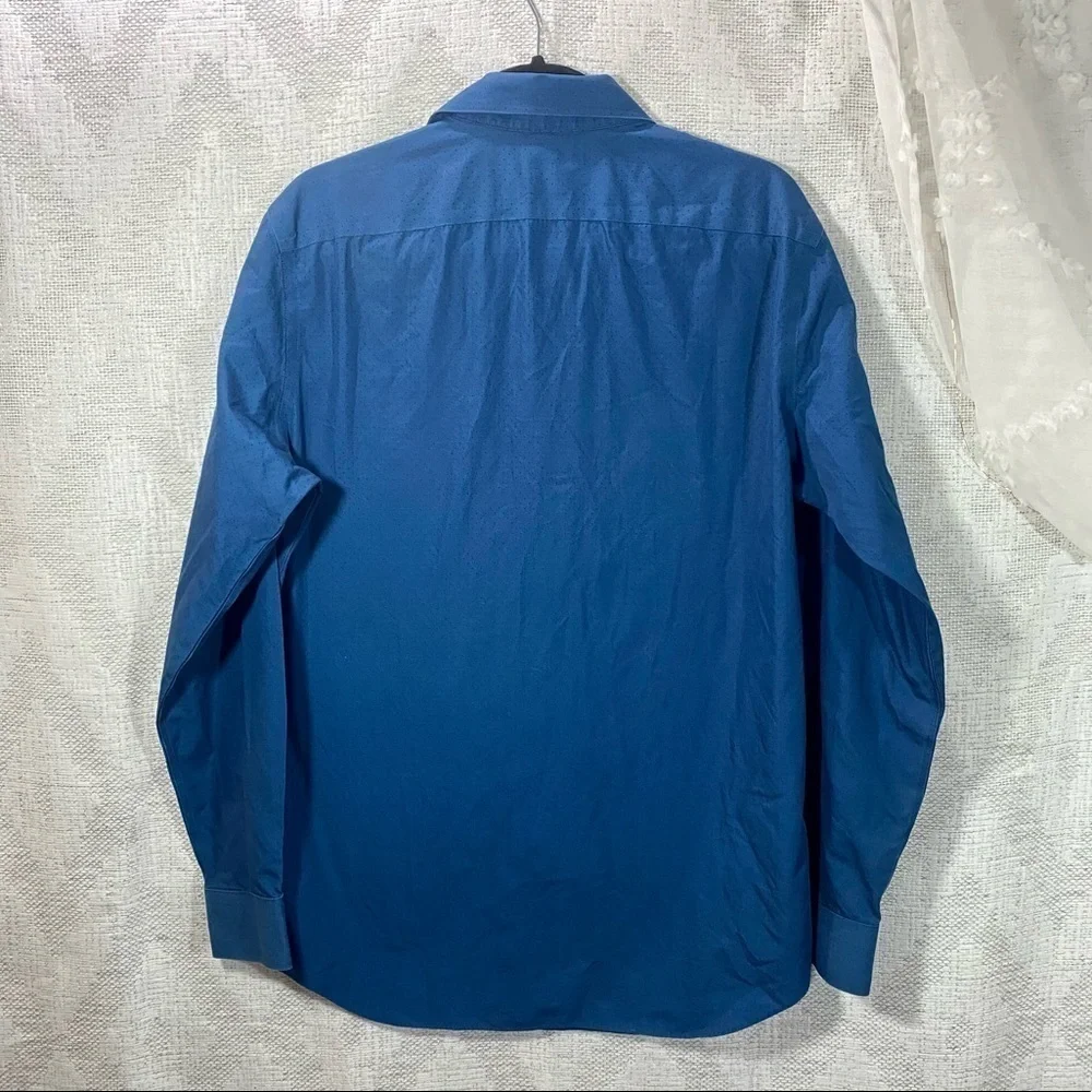 Banana Republic non-iron Camden fit blue polka dot button up size M